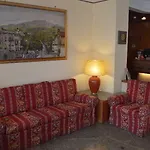 Augustus 4* Ottaviano