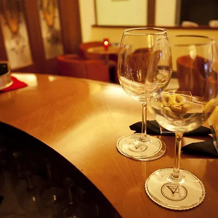 Augustus Hotel 4*