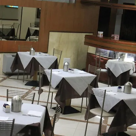 Augustus Hotel 4*