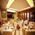 Augustus Hotel 4*