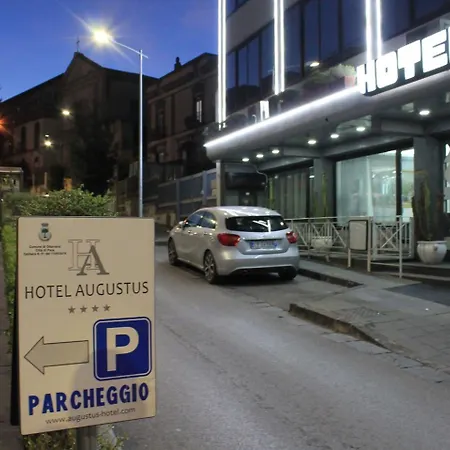 Augustus 4* Ottaviano