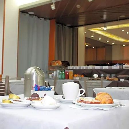 Augustus Hotel