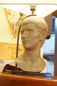 Augustus オッタヴィアーノ