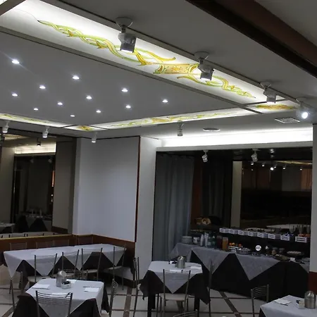 Augustus オッタヴィアーノ