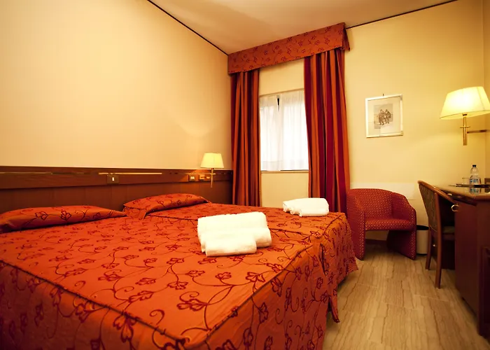 Augustus Hotel 4*